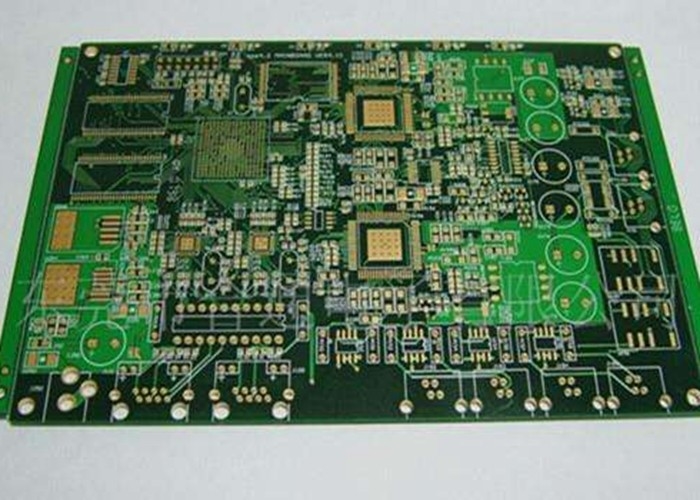 Fr4 Hdi Pcb Board 2.4mm 4-Lapisan Berlapis Emas Frekuensi Tinggi